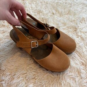 Lotta From Stockholm Tan Leather Slingback Clogs